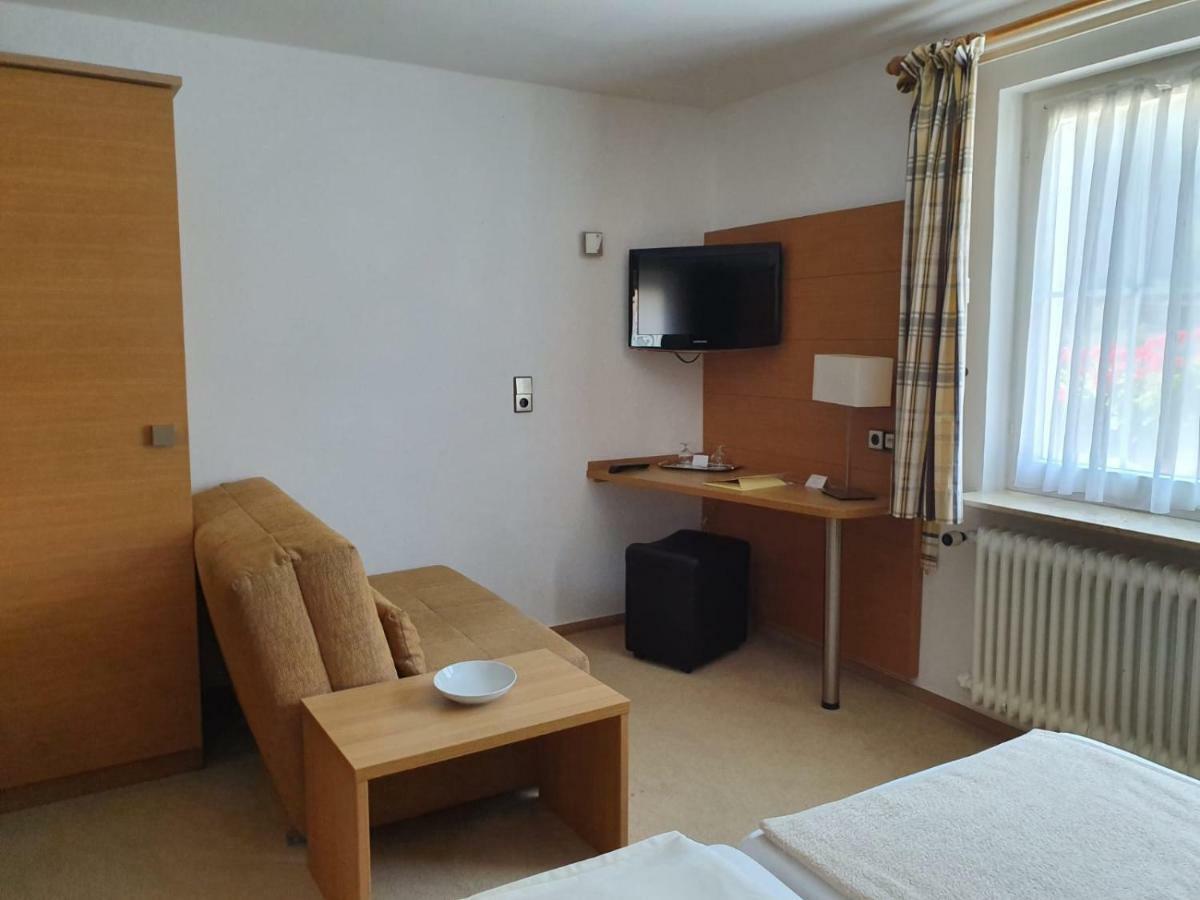 Hotel Gasthaus Adler กล็อทเทอร์ทาล ภายนอก รูปภาพ